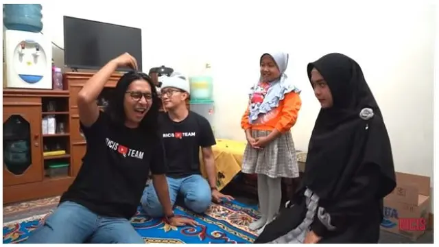 7 Potret Rumah Risa 'Culametan Met-Met', Sederhana dan Berada di Gang Sempit