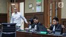 Tim Jaksa Komisi Pemberantasan Korupsi (KPK) menghadirkan sejumlah saksi dalam sidang perkara gratifikasi mantan pejabat Ditjen Pajak Kemenkeu, Rafael Alun Trisambodo. (Liputan6.com/Faizal Fanani)