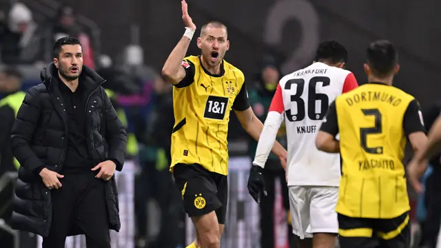 Foto: Kecewa Berat Nuri Sahin Melihat Dortmund Telan 3 Kekalahan Beruntun, Kali Ini Dilibas Eintracht Frankfurt