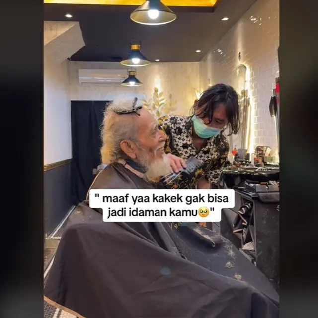 Saat Kakek Tukang Parkir Glow Up, Gayanya Tak Kalah dari Bintang Rock.  foto: TikTok @rucas.official