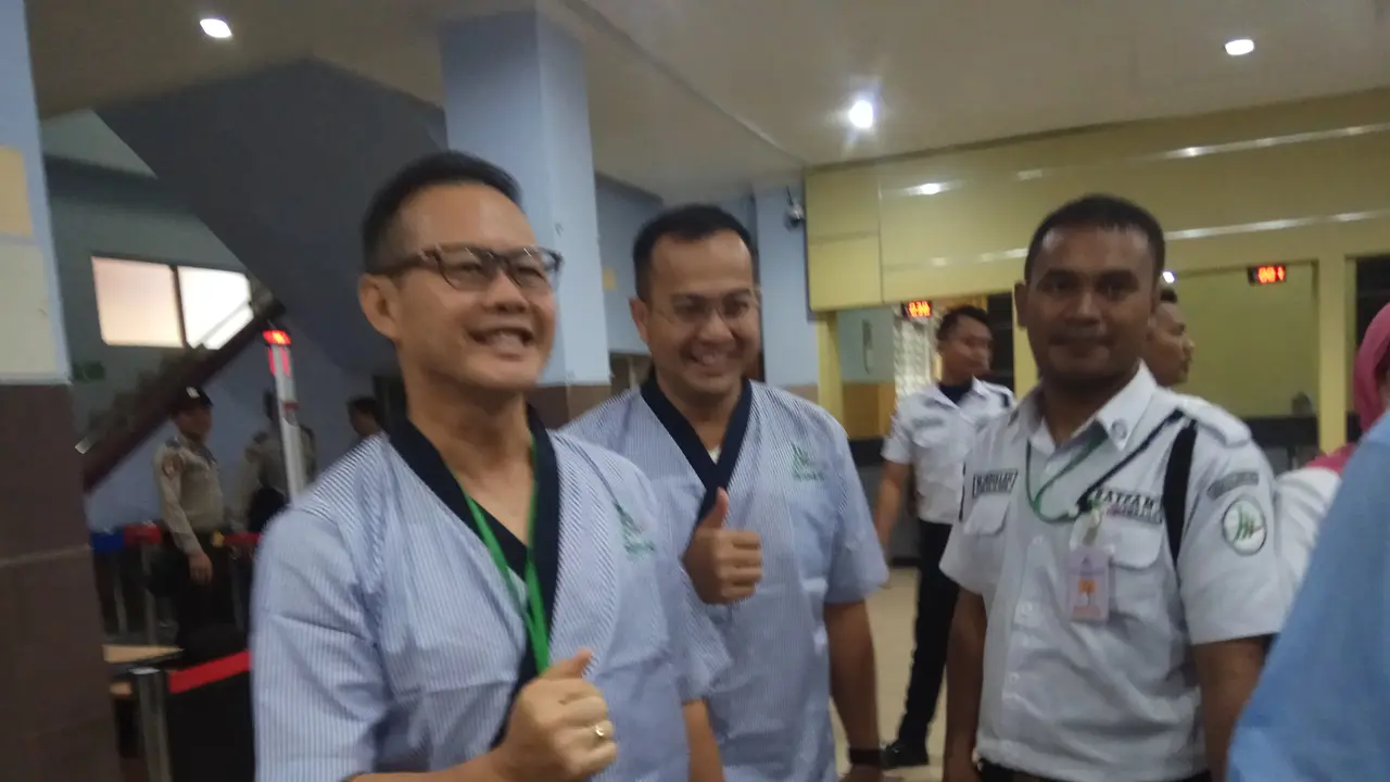 Reaksi Lucu Peserta Pilkada Serentak Sumsel Jalani Tes Kesehatan