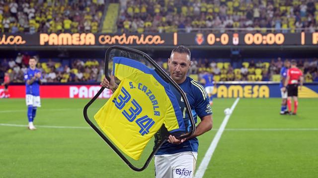 Gelandang Real Oviedo, Santi Cazorla