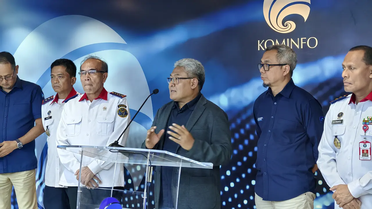 Herlan Wijanarko di Konferensi Pers Update PDNS 2