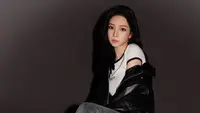 Karina aespa Tampil Bold dan Edgy dengan Platform Shoes, Intip Inspirasi Padu Padannya