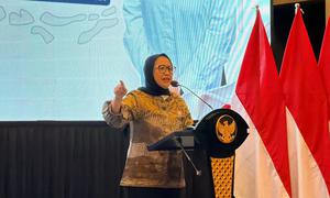 Wakil Kepala Badan Gizi Nasional (BGN), Nanik Sudaryati Deyang mengimbau Satuan Pemenuhan Pelayanan Gizi (SPPG) untuk tidak memakai makanan buatan pabrik untuk Makan Bergizi Gratis (MBG). Foto: BGN.