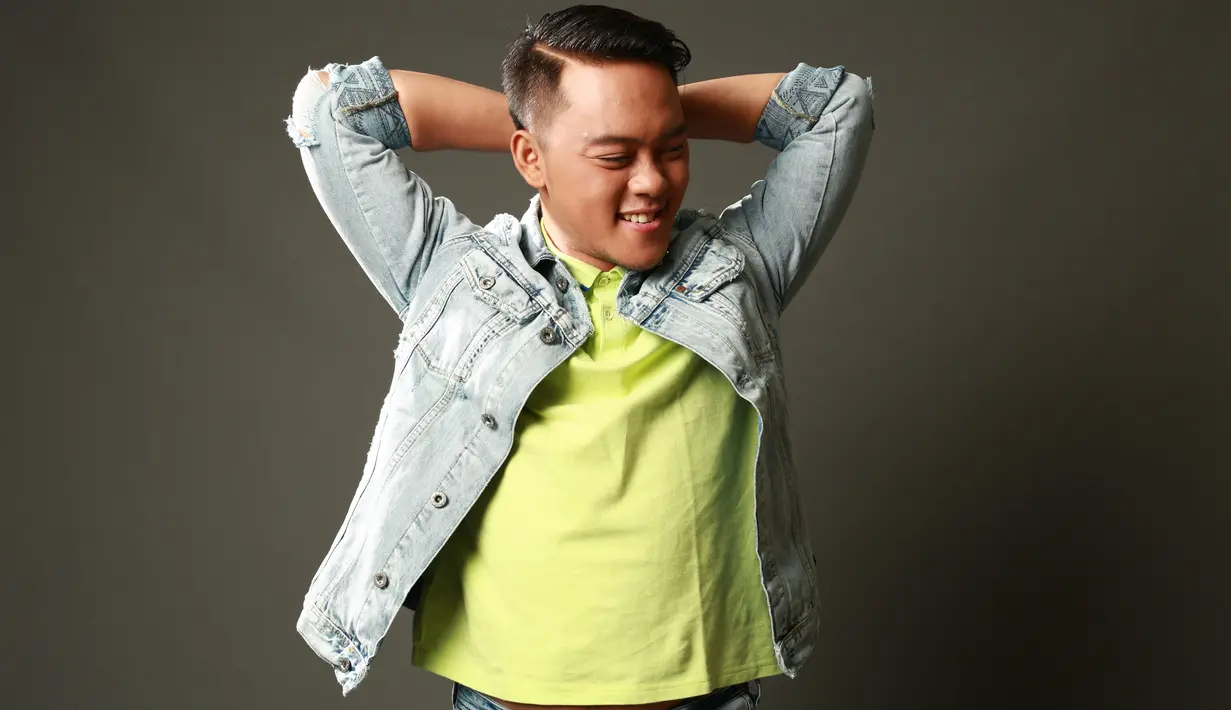 Lantas seperti apa pandangan pelantun lagu Bidadari Jiwa terhadap SCTV. Danang melihat bahwa televisi yang genap 26 tahun itu selalu memberikan yang terbaik bagi masyarakat. (Adrian Putra/Bintang.com)