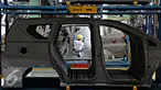Pekerja menyelesaikan pembuatan mobil di pabrik Karawang 1 PT Toyota Motor Manufacturing Indonesia, Jawa Barat, Selasa (26/1). Pabrik ini memproduksi Kijang Innova serta Fortuner mencapai 130.000 unit pertahun. (Liputan6.com/Immanuel Antonius)