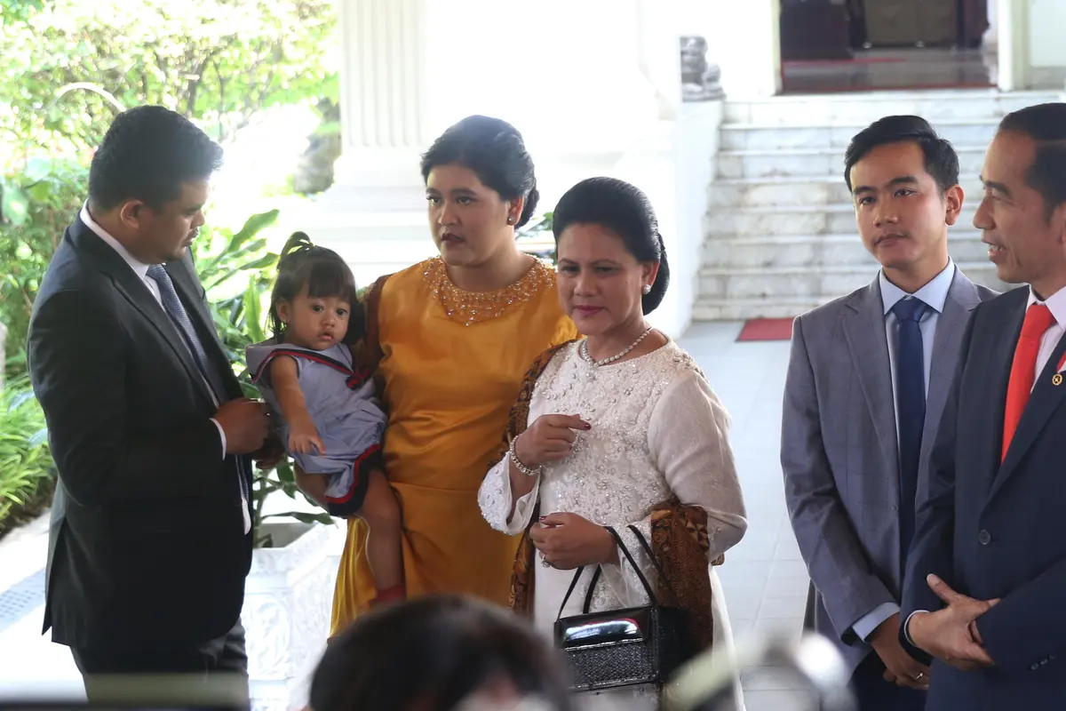 Didampingi Keluarga, Jokowi Menuju Tempat Pelantikan