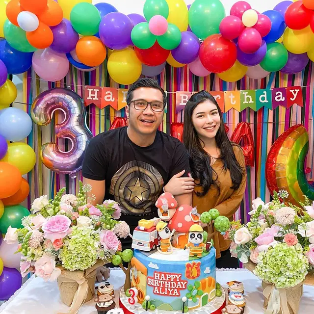 6 Potret Rica Andriani dan Fahrul Sudiana Usai Menikah, Makin Lengket