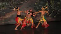 Pentas wayang orang di Gedung Wayang Orang Sriwedari Solo.(Liputan6.com/Fajar Abrori)