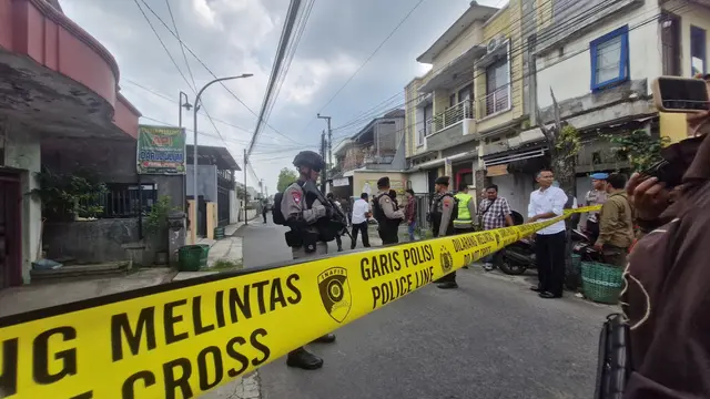 Warga Kudus Geger Temuan Kardus Mencurigakan, Polisi Klaim Isi Kardus Berisi Sayuran dan Bukan Bom