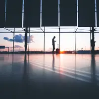 Ilustrasi mencari pekerjaan setelah dipecat dari bandara akibat Covid-19/dok. Unsplash jue huang