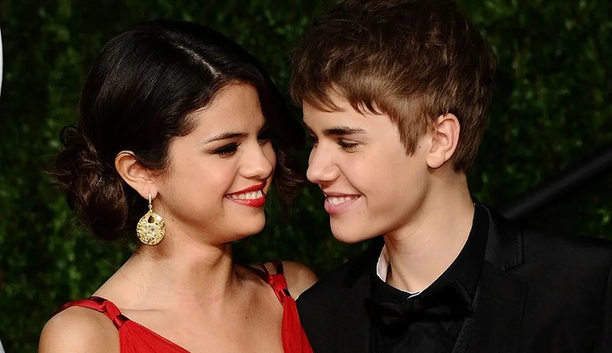 Dilansir dari HollyWoodLife, Selena Gomez berpikir bahwa ia menginginkan Justin untuk menghabiskan Natal bersama dia dan keluarganya. (AFP/Bintang)
