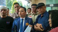 Politikus PAN Eggi Sudjana melaporkan Politikus PDIP Kapitra Ampera ke Bareskrim Polri (Merdeka.com/ Intan Umbari)