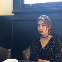 Hari Kasih Sayang atau yang biasa dikenal Valentine tak hanya dirayakan oleh sepasang kekasih saja. Buktinya Suzy juga mengungkapkan rasa sayang pada penggemarnya. (Foto: instagram.com/skuukzky)