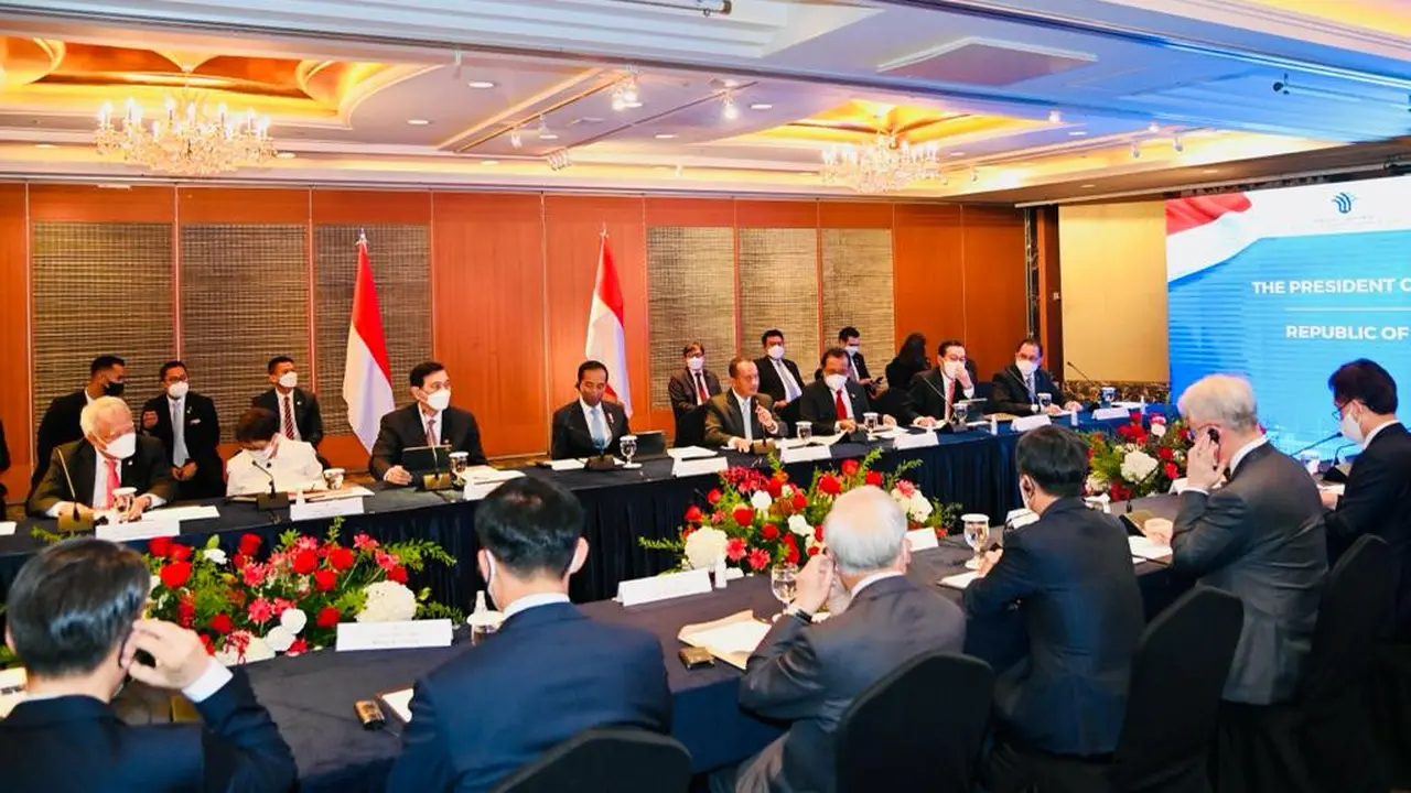 Presiden Jokowi Bertemu dengan CEO Perusahaan Korsel