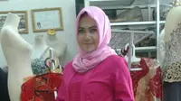 Mojang Payung, Umbrella Girl Berhijab ala PON 2016