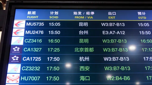 Suasana Bandara Internasional Baiyun Usai Pesawat China Eastern Airlines Jatuh