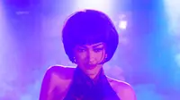 Gaya Sensual nan Elegan Julia Perez Dukung #NoBraDay