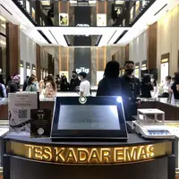 Gerai ke-28 The Palace di Central Park Mall (Fimela.com/Novi Nadya)