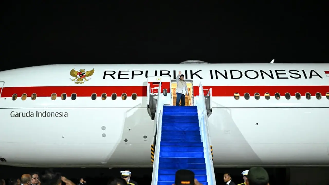Presiden Prabowo Subianto bertolak menuju Vladivostok, Rusia,