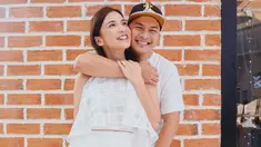 Menikah pada pada 2015 lalu, Chelsea Olivia dan Glenn Alinskie tak henti-hentinya memperlihatkan kemesraan. Bahkan, melalui akun Instagram masing-masing keduanya kerap mengunggah momen mesra bersama di berbagai kesempatan. (Liputan6.com/IG/@chelseaoliviaa)