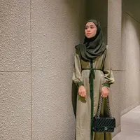 Lesti Kejora kembali jadi pusat perhatian karena busana muslimnya yang sedang tren [@lestykejora]