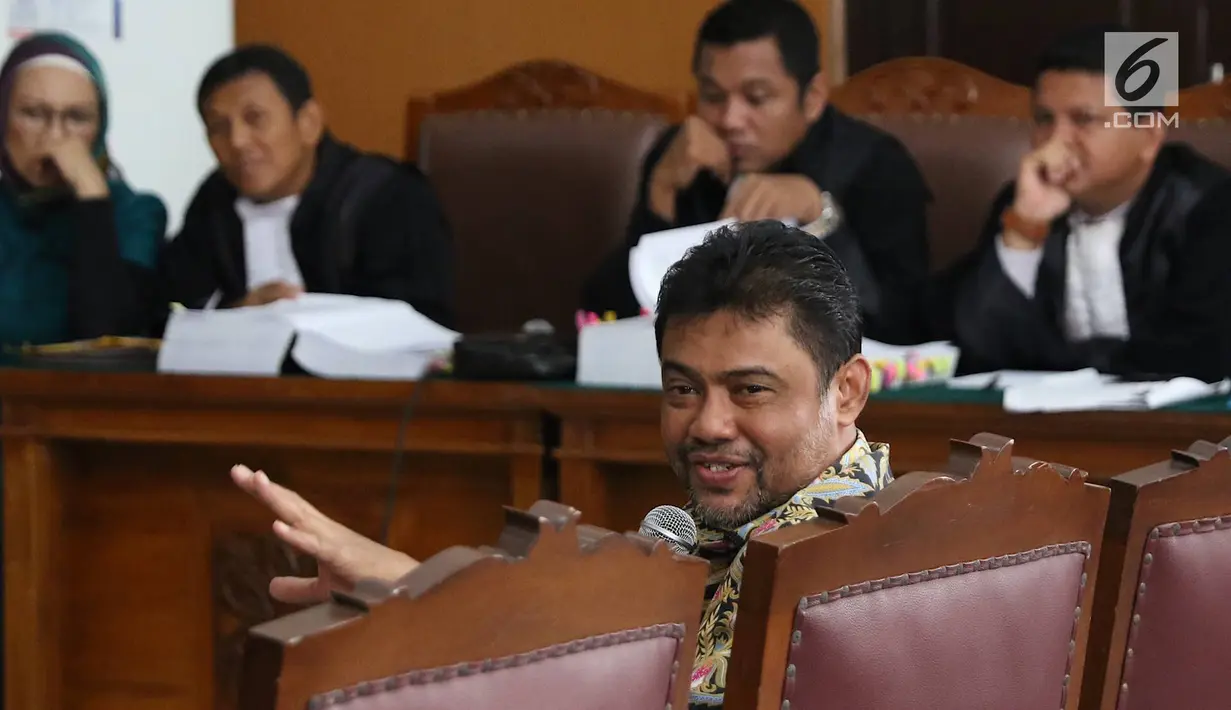 Presiden KSPI, Said Iqbal memberikan kesaksian dalam sidang kasus dugaan penyebaran berita bohong atau hoaks dengan terdakwa Ratna Sarumpaet di PN Jakarta Selatan, Selasa (9/4). Sidang beragenda mendengarkan keterangan sejumlah saksi, salah satunya yaitu Said Iqbal. (Liputan6.com/Immanuel Antonius)
