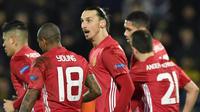 Manchester United hanya mampu bermain imbang melawan FK Rostov pada pertandingan leg pertama babak 16 besar Liga Europa. (AFP/Alexander Nemenov)