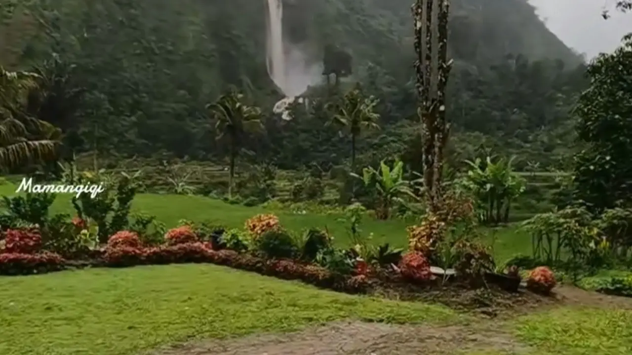 Rumah View Air Terjun Viral