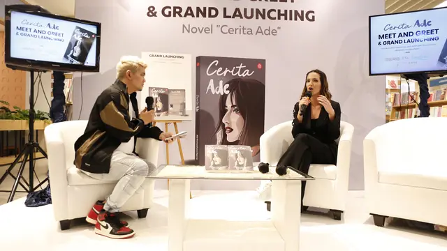 Nia Ramadhani saat Meet and Greet dan Konferensi pers Novel Cerita Ade. (ist)
