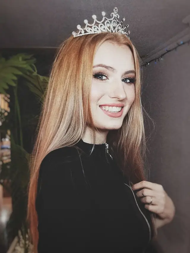 6 Potret Natasya Shine, Cewek Viral Asal Rusia Istri Robby Shine