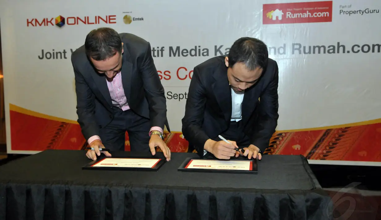 KMK dan Rumah.com akan menjadi partner di beberapa strategi dan inisiatif bisnis untuk melanjutkan pertumbuhan Rumah.com, Jakarta, (25/9/14). (Liputan6.com/Panji Diksana)