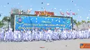 Citizen6, Sidoarjo: Dalam kesempatan tersebut diadakan atraksi dan demontrasi ketangkasan yang dipertontonkan para siswa didepan hadirin. Ketangkasan tersebut seperti, bongkar pasang senjata dengan dan tanpa tutup mata. (Pengirim: Penkobangdikal)