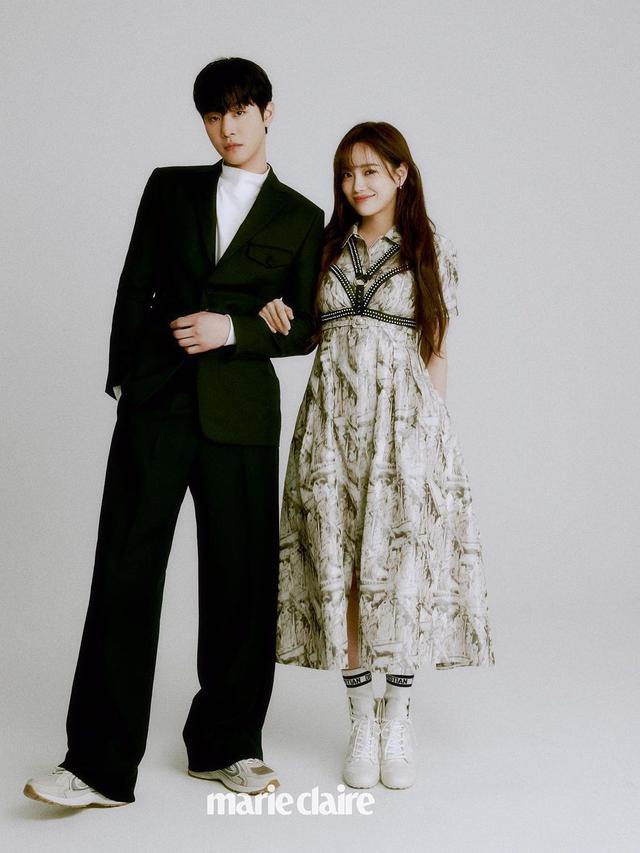 Ahn Hyo-seop dan Kim Sejeong