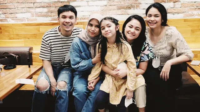6 Momen Kumpul Marshanda dan Nesyana Ayu Bareng Sienna, Penuh Kehangatan
