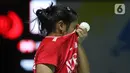 Pebulutangkis tunggal putri Indonesia, Gregoria Mariska Tunjung saat berlaga melawan Han Yue (China) di babak Perempat Final Indonesia Masters 2023 di Istora Senayan, Jakarta, Jumat (27/1/2023). Langkah Gregoria Mariska Tunjung terhenti usai disingkirkan wakil China, Han Yue, dalam tiga gim 21-19, 8-21, dan 16-21. (Liputan6.com/Helmi Fithriansyah)