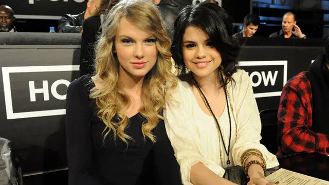 [Bintang] Selena Gomez dan Taylor Swift