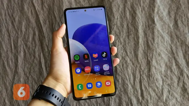 Galaxy A72