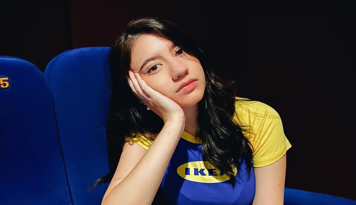 Cassandra dikenal bersahabat dekat dengan aktris Beby Tsabina dan Sephora Sievert. (Liputan6.com/IG/@cassandraslee)
