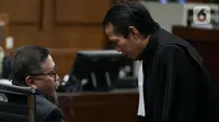 Dalam surat dakwaan JPU yang dibacakan dalam sidang, Hasto Kristiyanto juga didakwa menghalang-halangi proses penyidikan terhadap tersangka Harun Masiku yang tengah dilakukan KPK pada Januari 2020 lalu. (Liputan6.com/Herman Zakharia)