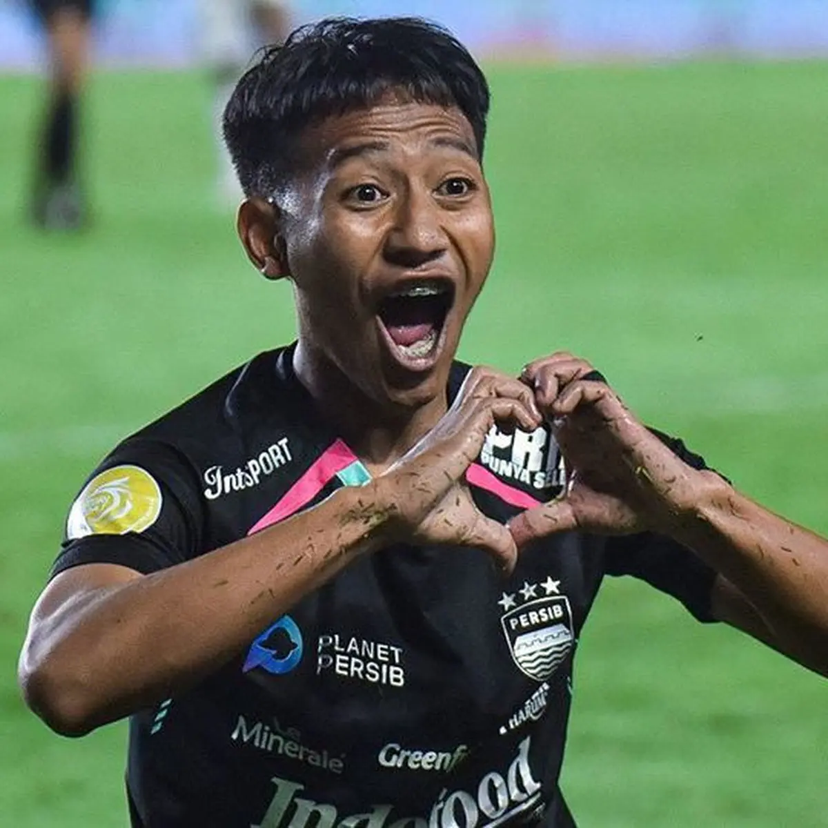 Hadapi Persik: Beckham Putra Comeback, Persib Juga Move On dari Kekalahan  Telak - Indonesia Bola.com