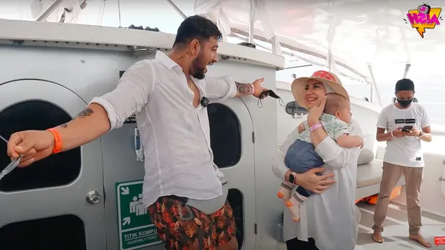 Momen Liburan Ammar Zoni dan Irish Bella Naik Kapal Pesiar. (Sumber: YouTube/Aish TV)