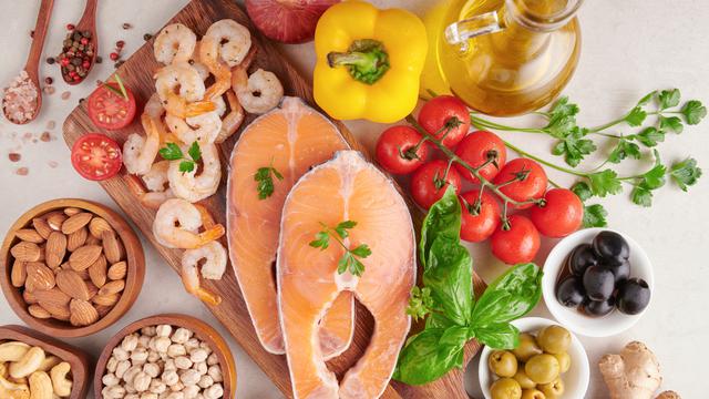 Ilustrasi makanan yang mengandung Omega 3.