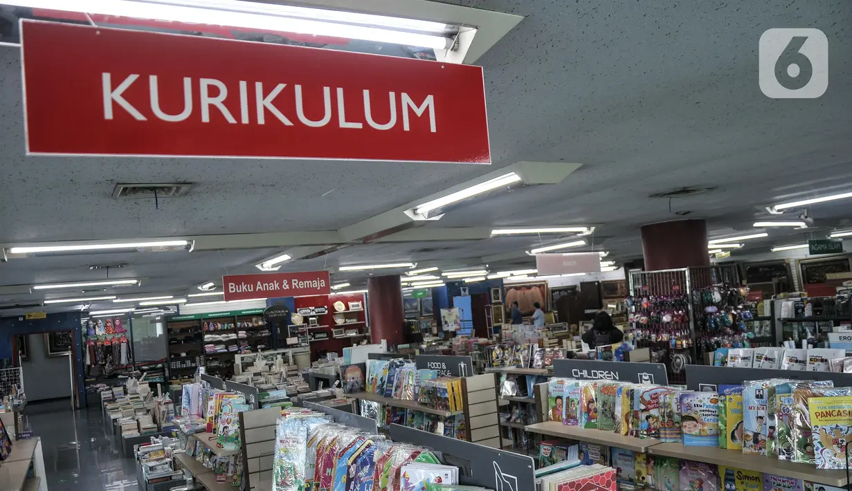 PT GA Tiga Belas atau Toko Buku Gunung Agung berencana untuk menutup outlet yang masih tersisa pada 2023. (merdeka.com/Iqbal S. Nugroho)