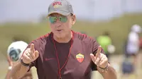 Francesco Graziani berandai-andai untuk jadi pelatih timnas Italia. (asromausacademy.com)