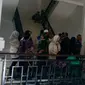 Puluhan wali murid mendatangi DPRD Kota Malang untuk memprotes PPDB sistem zonasi (Liputan6.c0m/Zainul Arifin)