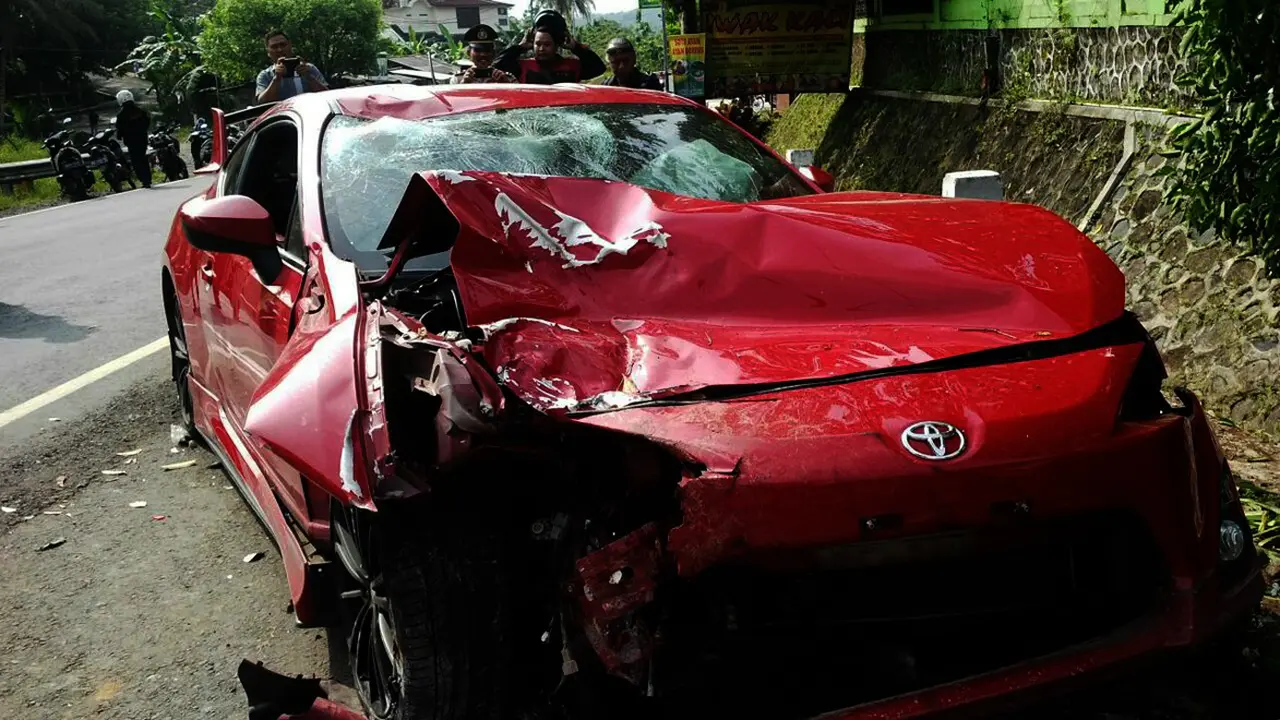 Sedan Sport Maut
