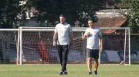 Timnas Indonesia Hadapi Vietnam, Simon McMenemy Mengaku Tertekan