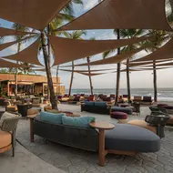 Hangout di Seminyak bisa lebih seru dengan beberapa aktivitas berikut ini (W Bali Seminyak)